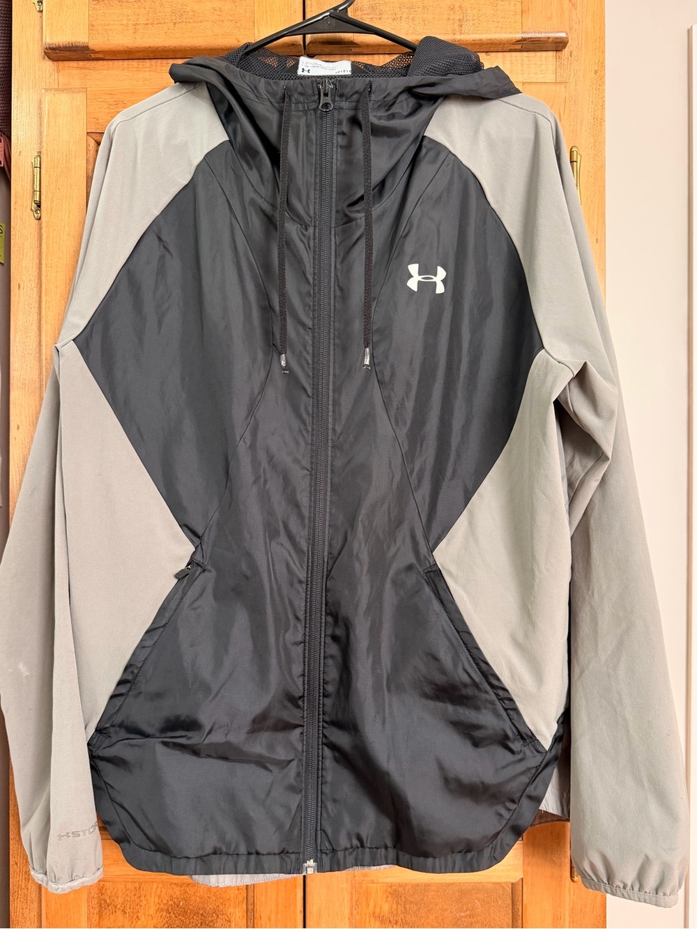Under Armour Hooded Windbreaker in Black & Light Gray